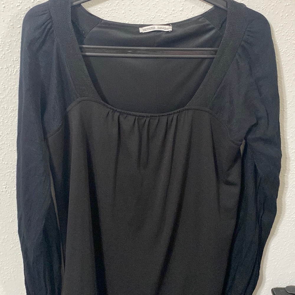 Zara Dress
Color: Black
Size:Medium
